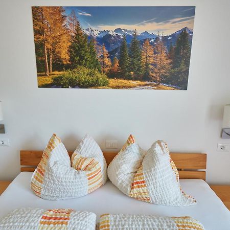 Privatpension Bergkristall San Martino In Passiria  Szoba fotó