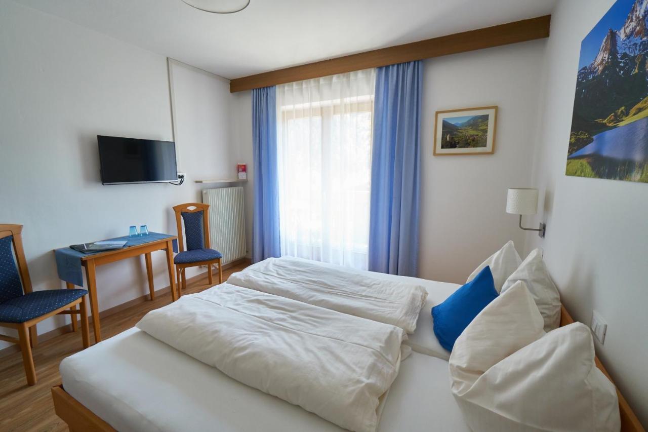 Privatpension Bergkristall San Martino In Passiria  Kültér fotó