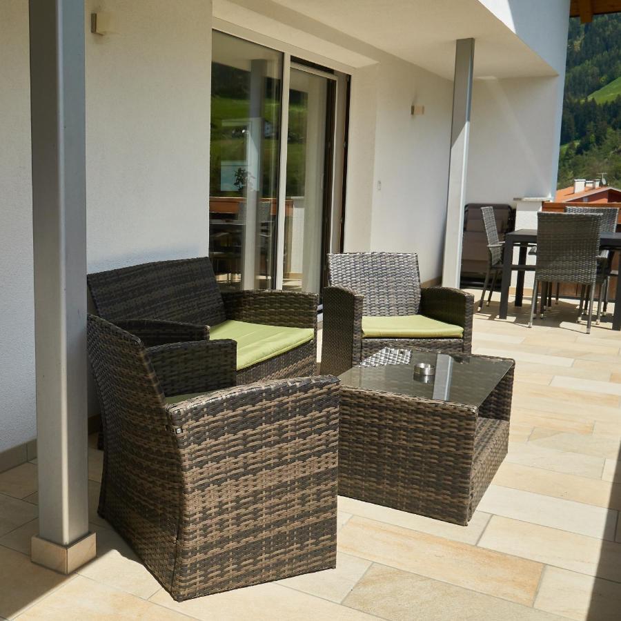 Privatpension Bergkristall San Martino In Passiria  Kültér fotó