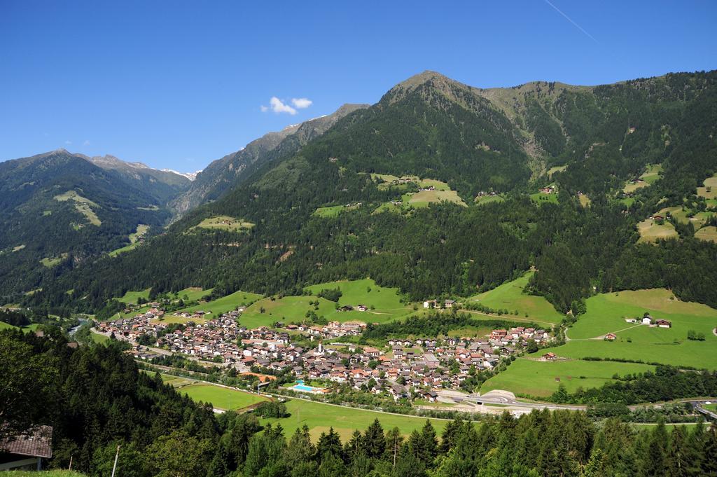 Privatpension Bergkristall San Martino In Passiria  Kültér fotó